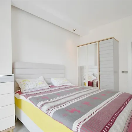 0004 Cozy 1 Bedroom For Rent In A Modern Residential Complex With Facilities , Mahmutlar Appartement *