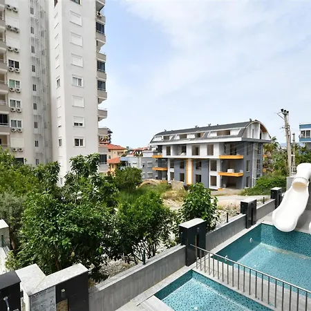 0004 Cozy 1 Bedroom For Rent In A Modern Residential Complex With Facilities , Mahmutlar